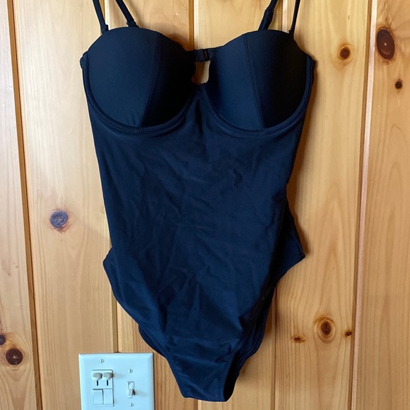 Old Navy one piece swim suit - Picture 1 of 3